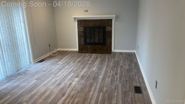 4799 Stoddard Drive, Troy, MI 48085