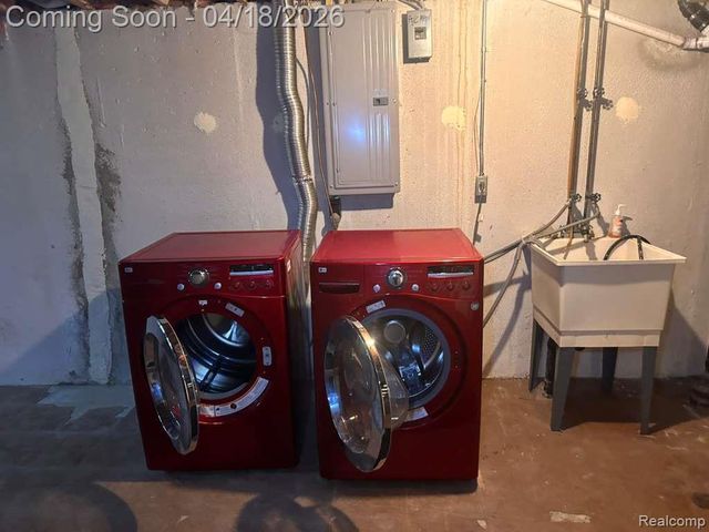 4799 Stoddard Drive, Troy, MI 48085