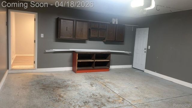 4799 Stoddard Drive, Troy, MI 48085