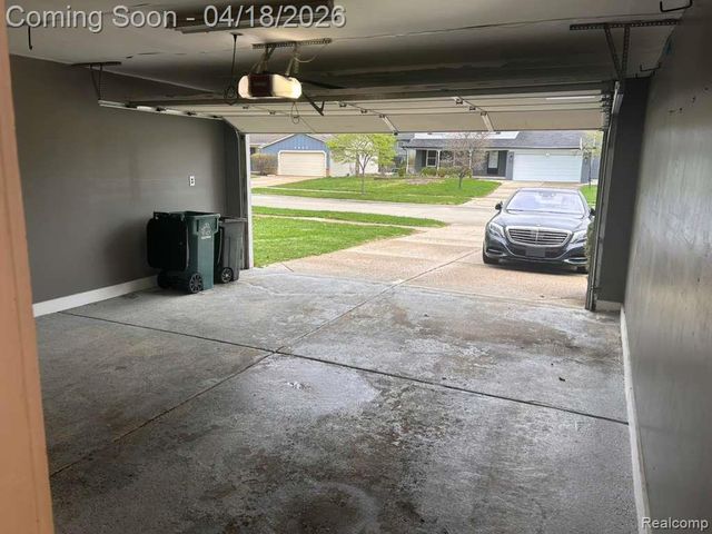 4799 Stoddard Drive, Troy, MI 48085