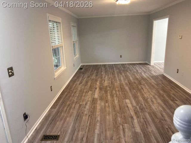 4799 Stoddard Drive, Troy, MI 48085