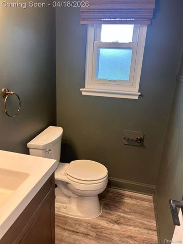 4799 Stoddard Drive, Troy, MI 48085