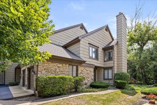 1109 Foxtail Court, Darien, IL 60561