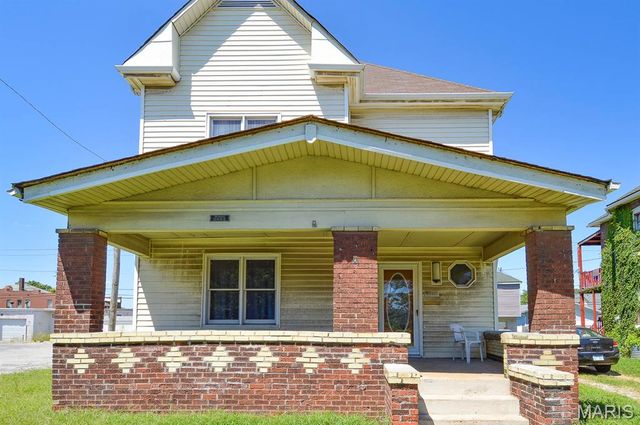 2117 Edison Avenue, Granite City, IL 62040