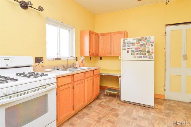 2117 Edison Avenue, Granite City, IL 62040