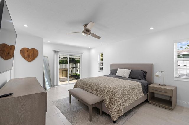 124 Oregon Lane, Boca Raton, FL 33487