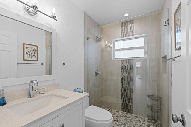 124 Oregon Lane, Boca Raton, FL 33487