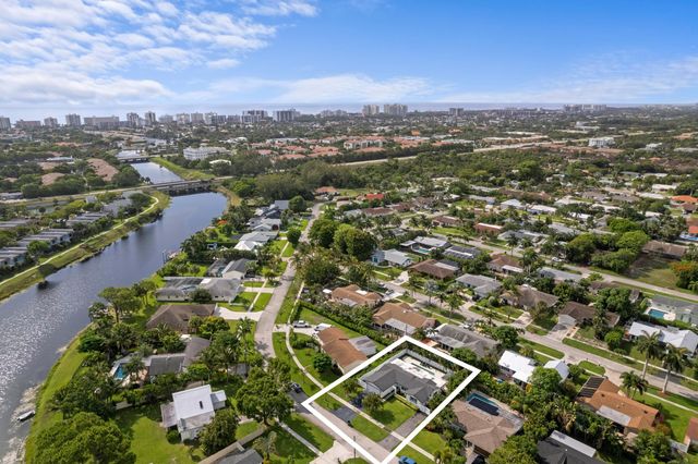 124 Oregon Lane, Boca Raton, FL 33487