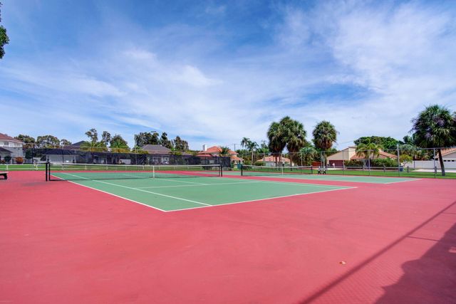 124 Oregon Lane, Boca Raton, FL 33487