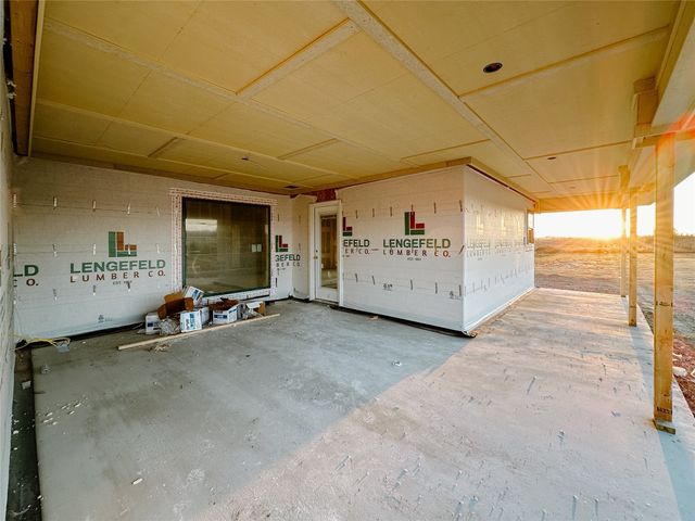 1109 Dillinger Road, Hewitt, TX 76643