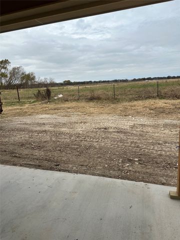 1109 Dillinger Road, Hewitt, TX 76643