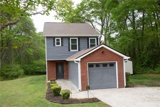 1640 Riverchase Circle NE, Conyers, GA 30013