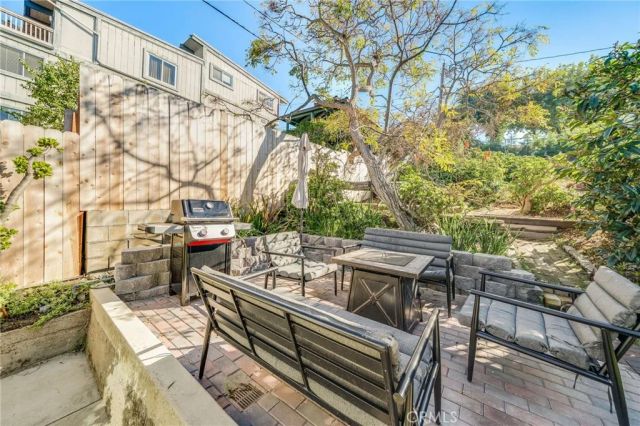 478 Saint Anns, Laguna Beach, CA 92651