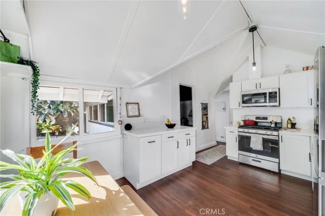 478 Saint Anns, Laguna Beach, CA 92651