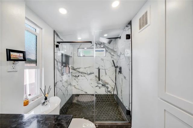 478 Saint Anns, Laguna Beach, CA 92651