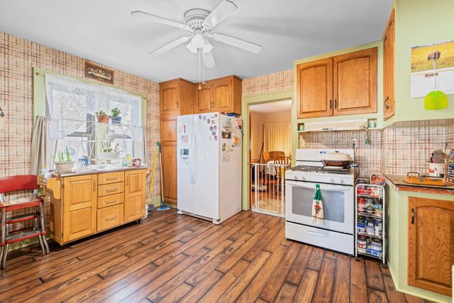 528 N Martinson, Wichita, KS 67203