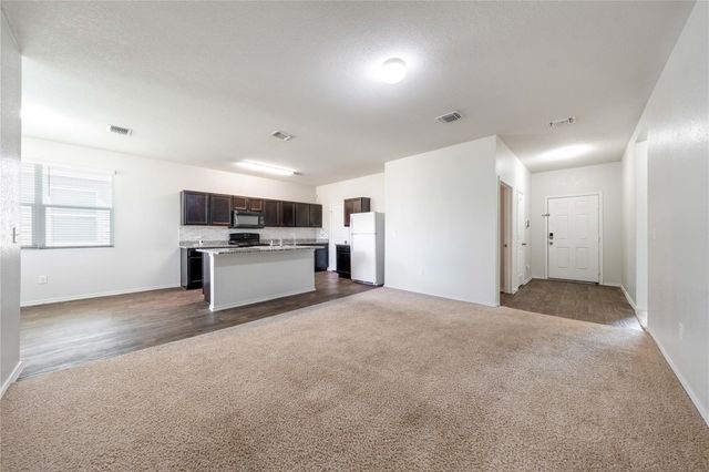 15106 Kent Justin DR, Austin, TX 78725