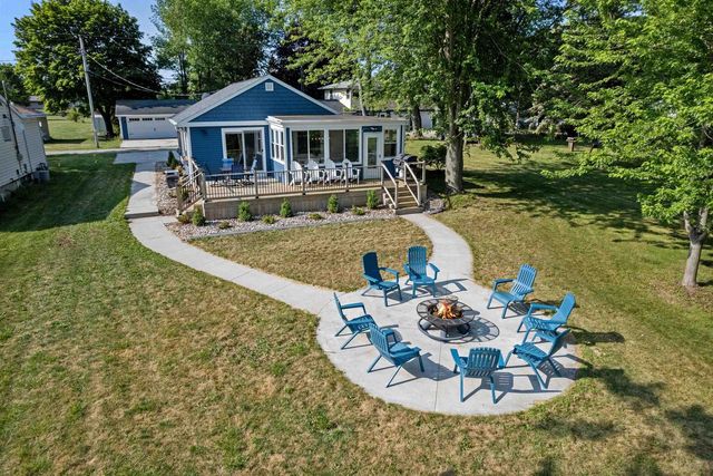 8052 KOLODZIK ROAD, Winneconne, WI 54986