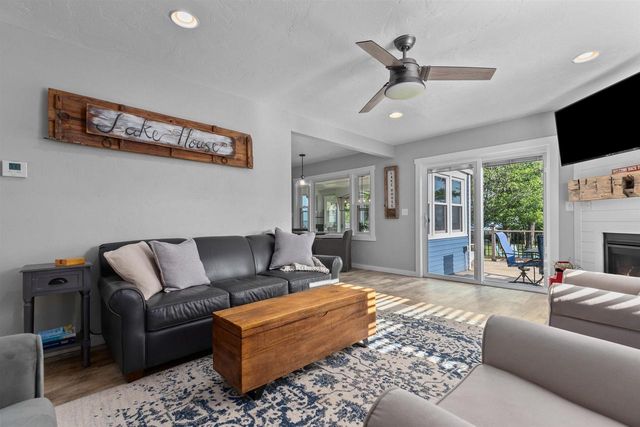 8052 KOLODZIK ROAD, Winneconne, WI 54986