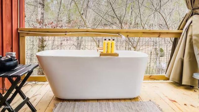 122 Quail Roost Drive, Cosby, TN 37722