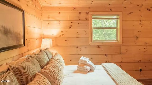 122 Quail Roost Drive, Cosby, TN 37722