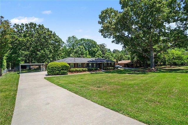 2122 Timber Lane, Snellville, GA 30078