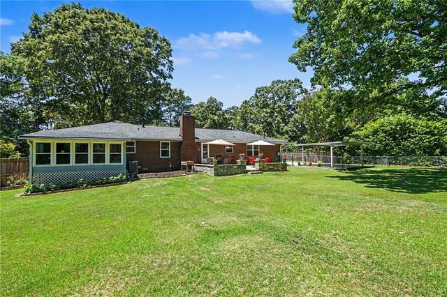 2122 Timber Lane, Snellville, GA 30078