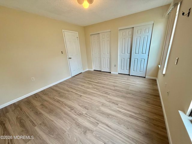 61 Peasley Drive, Marlboro, NJ 07746