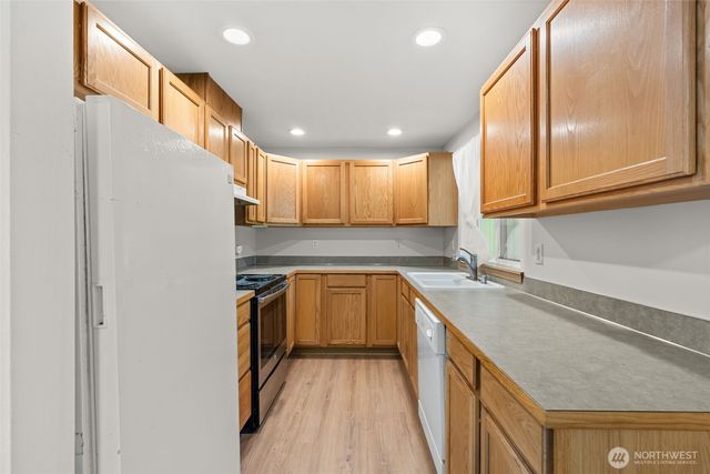 10410 206th Avenue E, Sumner, WA 98391