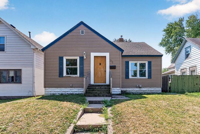 32 Maryland Avenue E, Saint Paul, MN 55117