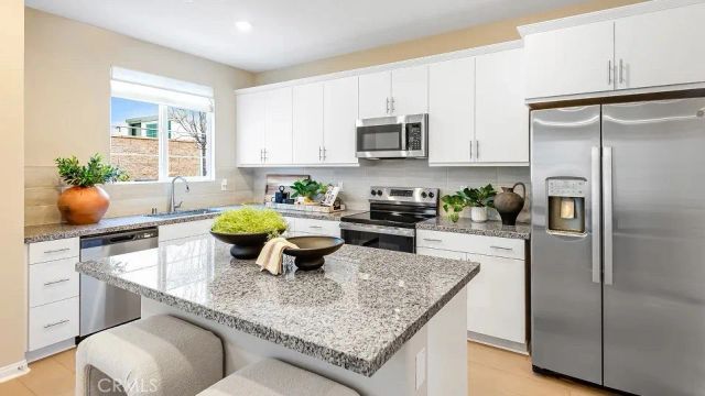 1743 Phantom Lane, Rialto, CA 92376