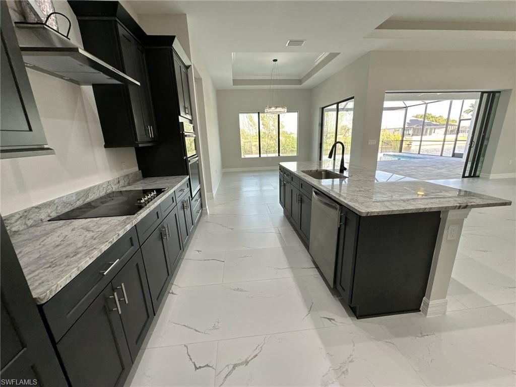 Image 11 of property listing at 4125 NW 29th TER, Cape Coral, FL 33993