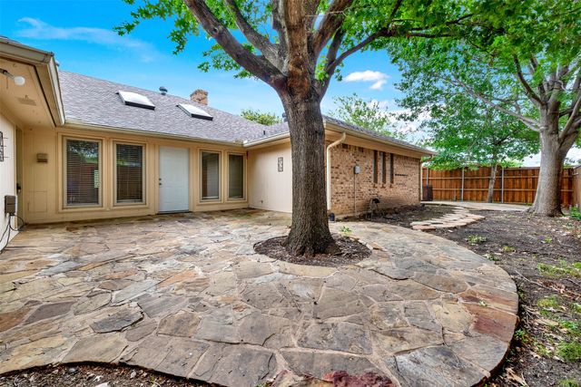 16801 Thomas Chapel Drive, Dallas, TX 75248