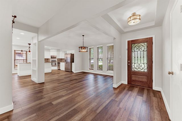 16801 Thomas Chapel Drive, Dallas, TX 75248