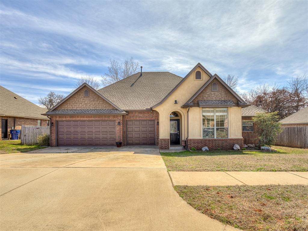 1138 Fox Run Lane, Blanchard, OK 73010