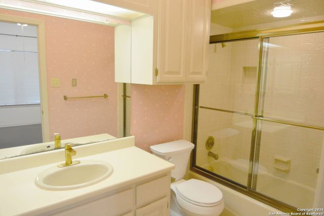 7711 Terra Manor, Boerne, TX 78015