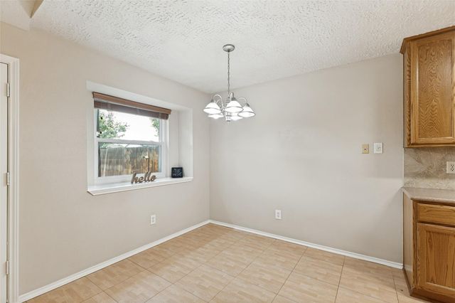 1009 Canyon Springs Drive, La Porte, TX 77571