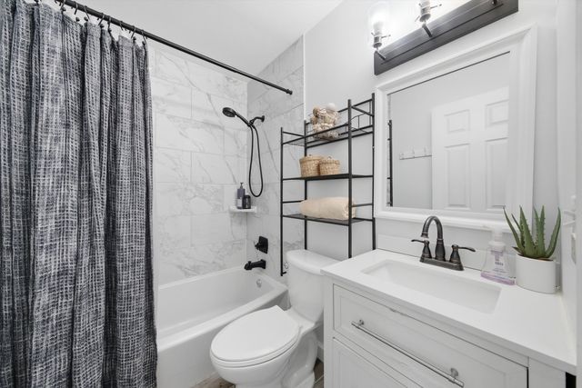 1311 N Baldwin Court 3A, Palatine, IL 60074