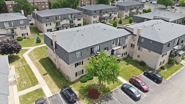 1311 N Baldwin Court 3A, Palatine, IL 60074