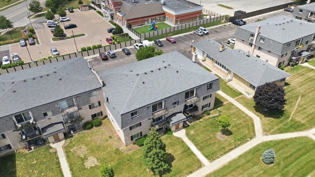 1311 N Baldwin Court 3A, Palatine, IL 60074