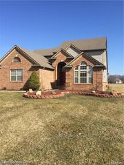 21716 N Lyon Trail, South Lyon, MI 48178