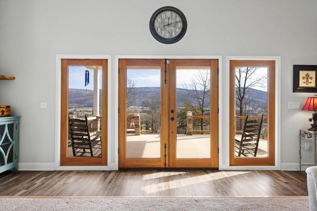 300 Skyhigh Drive, Dunlap, TN 37327