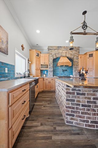 300 Skyhigh Drive, Dunlap, TN 37327