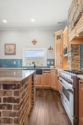 300 Skyhigh Drive, Dunlap, TN 37327