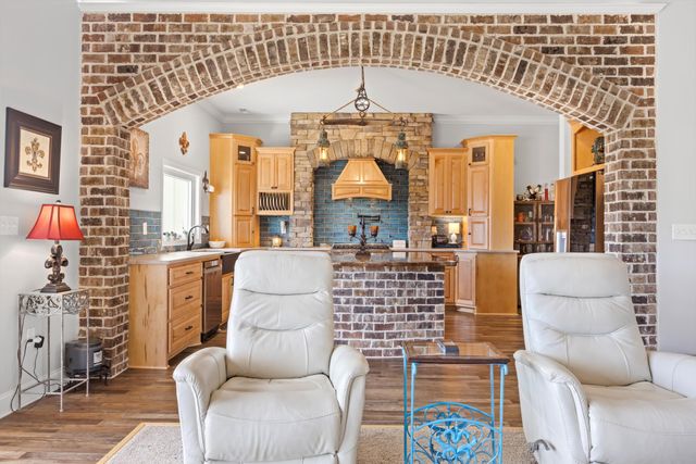 300 Skyhigh Drive, Dunlap, TN 37327