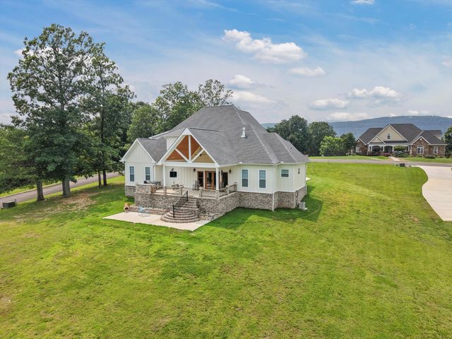 300 Skyhigh Drive, Dunlap, TN 37327