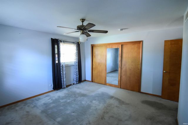 5721 Twickingham Court, Evansville, IN 47711