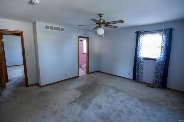 5721 Twickingham Court, Evansville, IN 47711