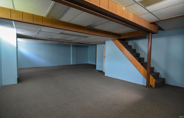 5721 Twickingham Court, Evansville, IN 47711