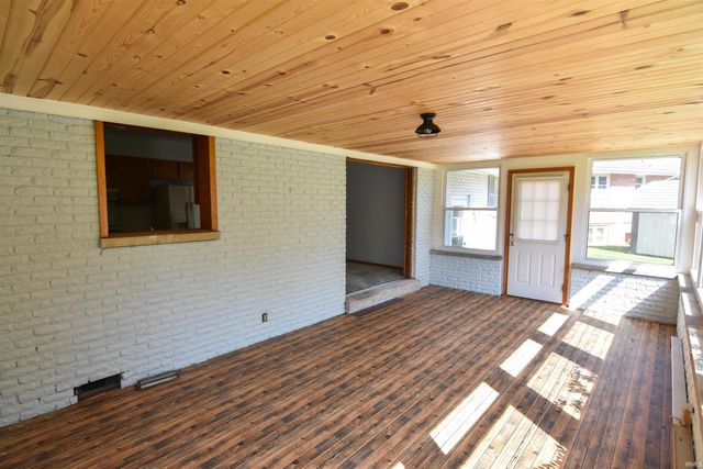 5721 Twickingham Court, Evansville, IN 47711